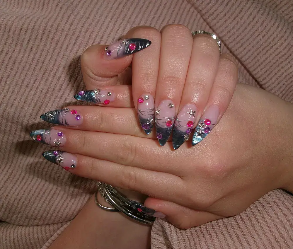Nail art by Avalon Nailz